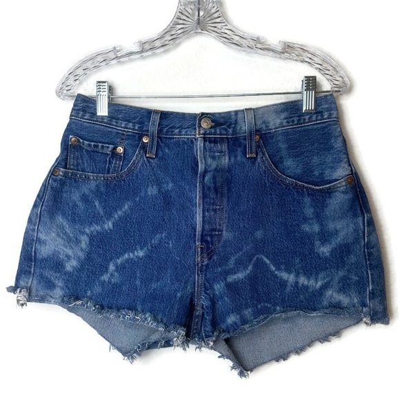 Levi’s Vintage Womens 501 Cutoff Button Fly Denim Shorts Size 29 Summer Festival - Picture 1 of 11